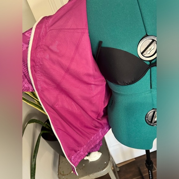 Women’s Reebok Printed Track Jacket small pink Print - Picture 14 of 16